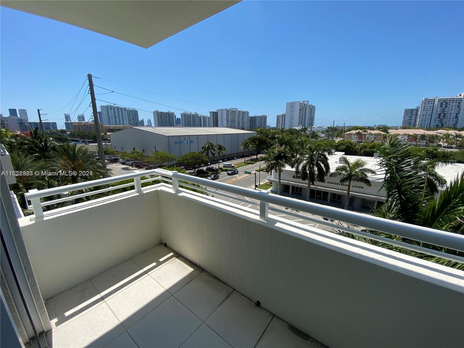 2775 NE 187th St 517, Aventura, Florida 33180, 2 Bedrooms Bedrooms, ,2 BathroomsBathrooms,Residentiallease,For Rent,2775 NE 187th St 517,A11528985