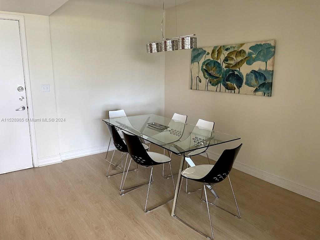 2775 NE 187th St 517, Aventura, Florida 33180, 2 Bedrooms Bedrooms, ,2 BathroomsBathrooms,Residentiallease,For Rent,2775 NE 187th St 517,A11528985