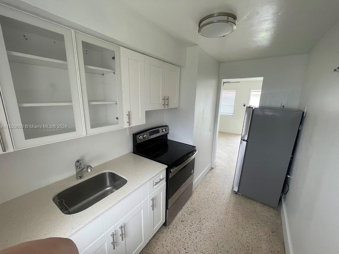 9050 NE 8th Ave 12, Miami Shores, Florida 33138, ,1 BathroomBathrooms,Residentiallease,For Rent,9050 NE 8th Ave 12,A11529009