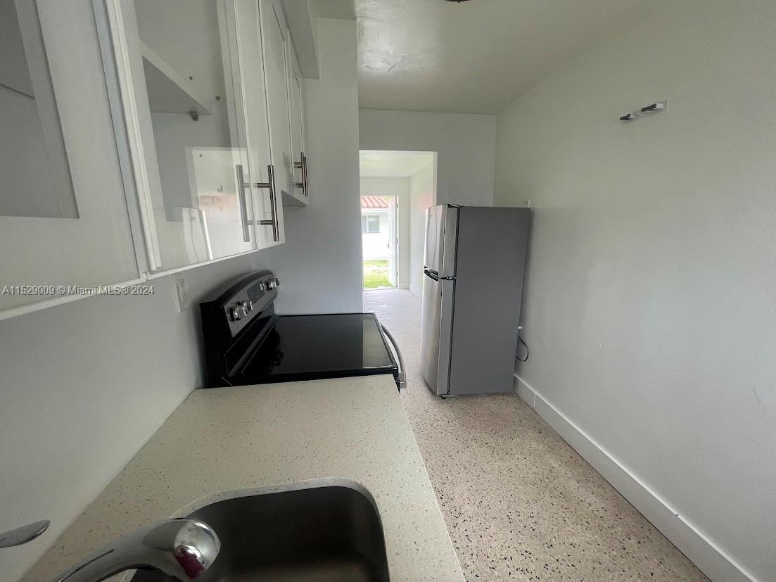 9050 NE 8th Ave 12, Miami Shores, Florida 33138, ,1 BathroomBathrooms,Residentiallease,For Rent,9050 NE 8th Ave 12,A11529009