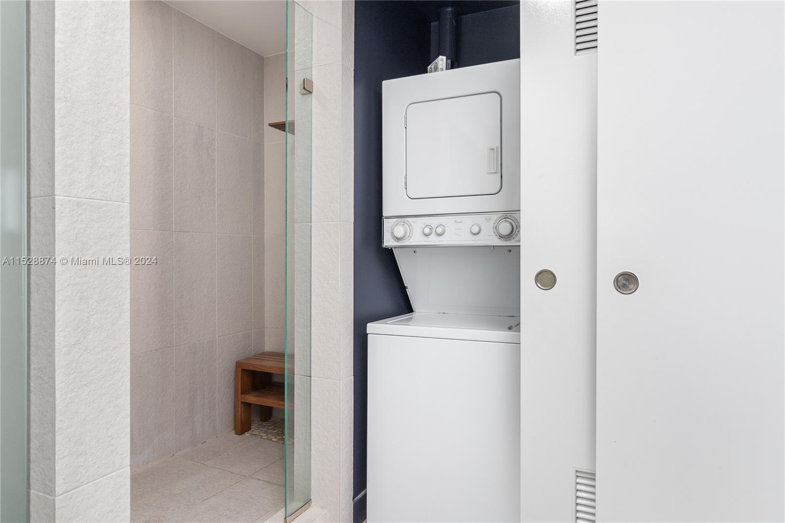 3101 Bayshore Dr, Fort Lauderdale, FL, 33304 United States, 2 Bedrooms Bedrooms, ,2 BathroomsBathrooms,Residential,For Sale,Bayshore Dr,A11528874