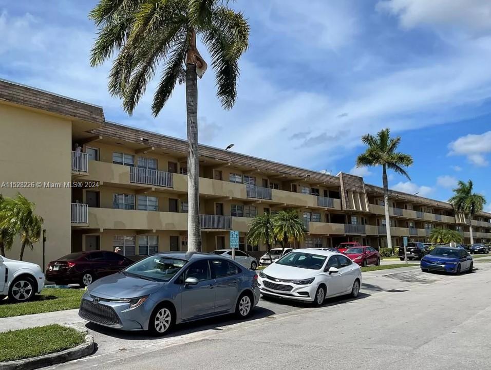 11195 SW 1st St #317 For Sale A11528226, FL