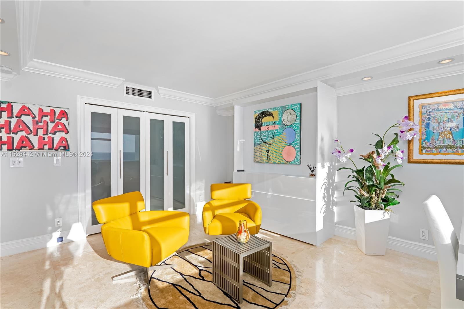 2nd Bedroom w/ Remote Wall Bed and Office Area OCEANFRONT