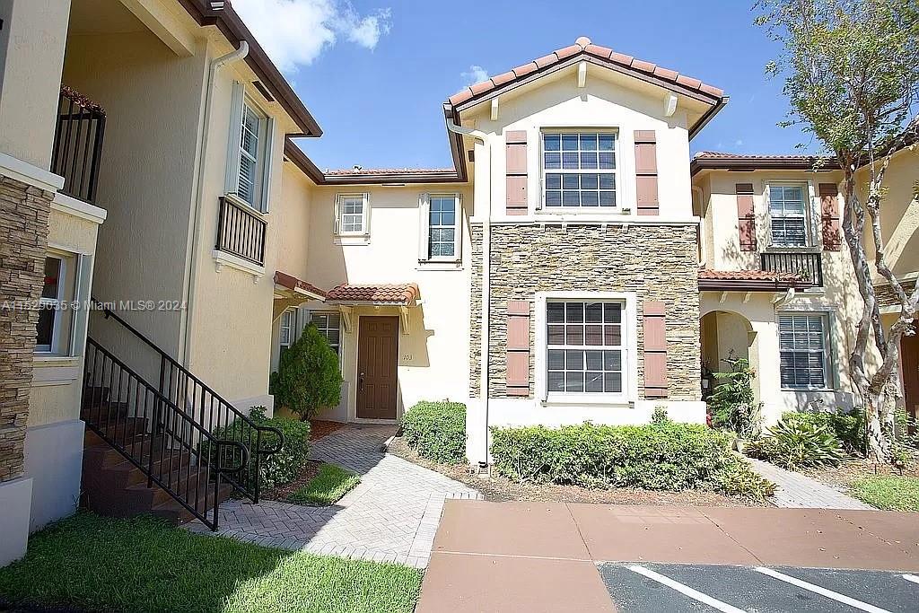 1550 NE 33rd Ave #103-8 For Sale A11529035, FL