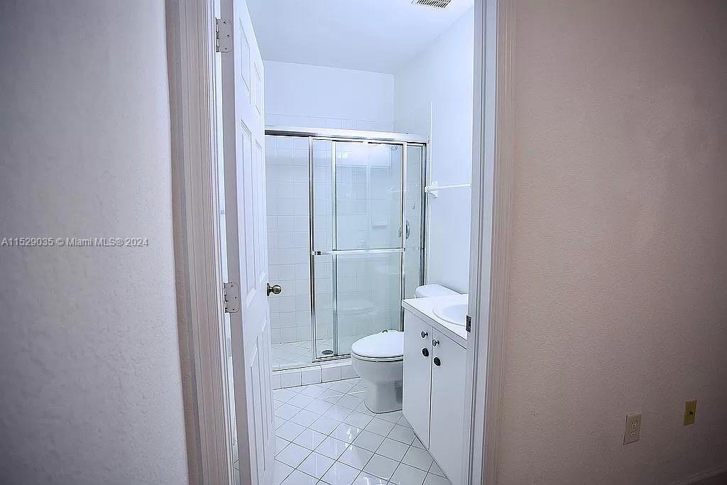 1550 NE 33rd Ave 103-8, Homestead, Florida 33033, 3 Bedrooms Bedrooms, ,3 BathroomsBathrooms,Residential,For Sale,1550 NE 33rd Ave 103-8,A11529035