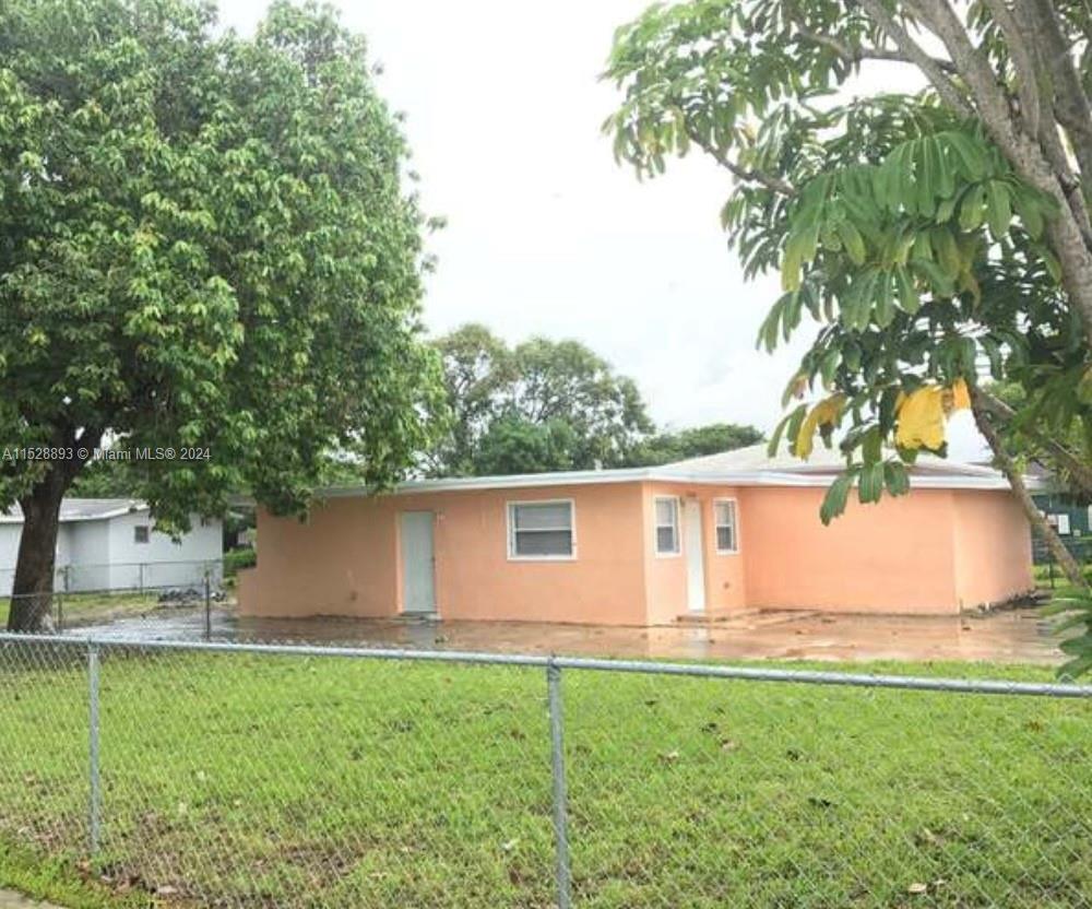 7585 NW 14th Ave  For Sale A11528893, FL