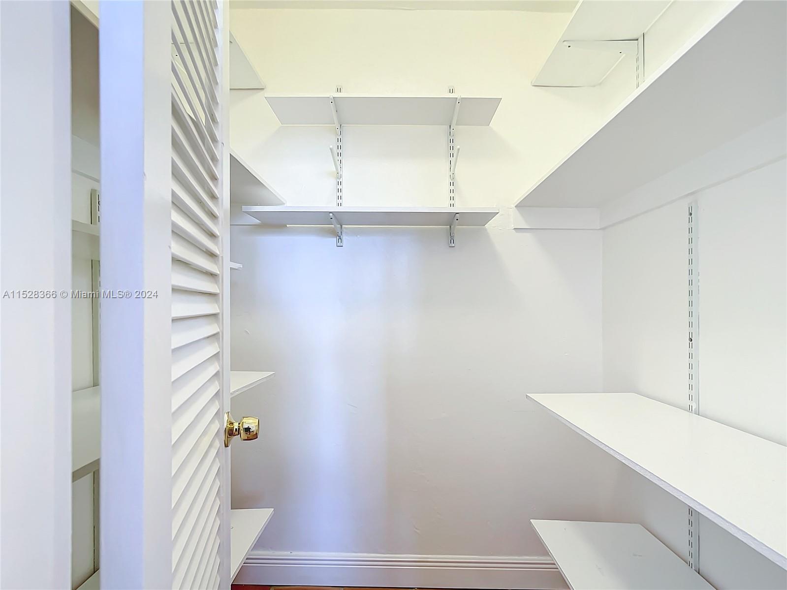 4250 Galt Ocean Dr, Fort Lauderdale, FL, 33308 United States, 2 Bedrooms Bedrooms, ,2 BathroomsBathrooms,Residential,For Sale,Galt Ocean Dr,A11528366