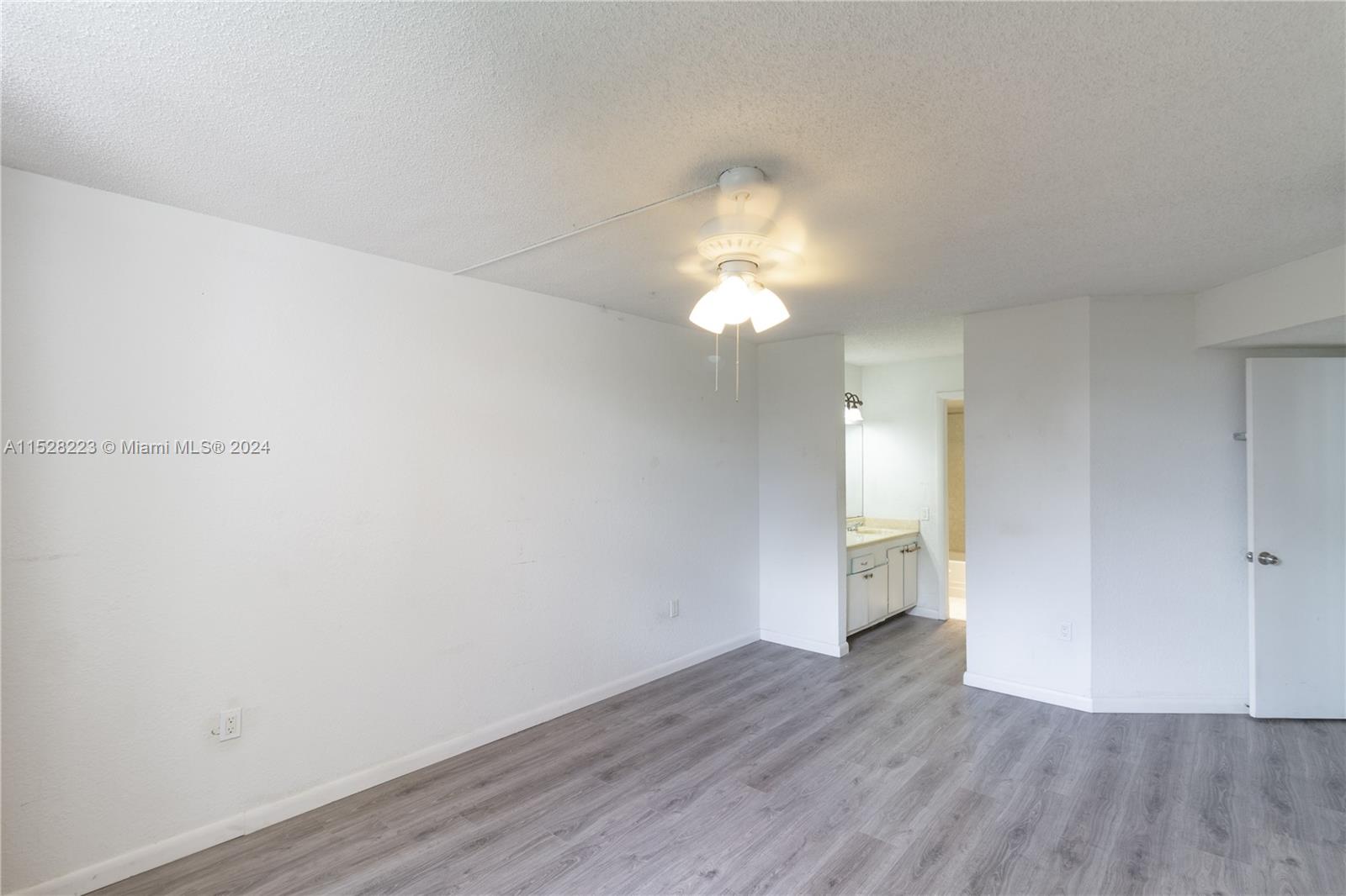 9301 Lime Bay Blvd 312, Tamarac, Florida 33321, 2 Bedrooms Bedrooms, ,2 BathroomsBathrooms,Residential,For Sale,9301 Lime Bay Blvd 312,A11528223