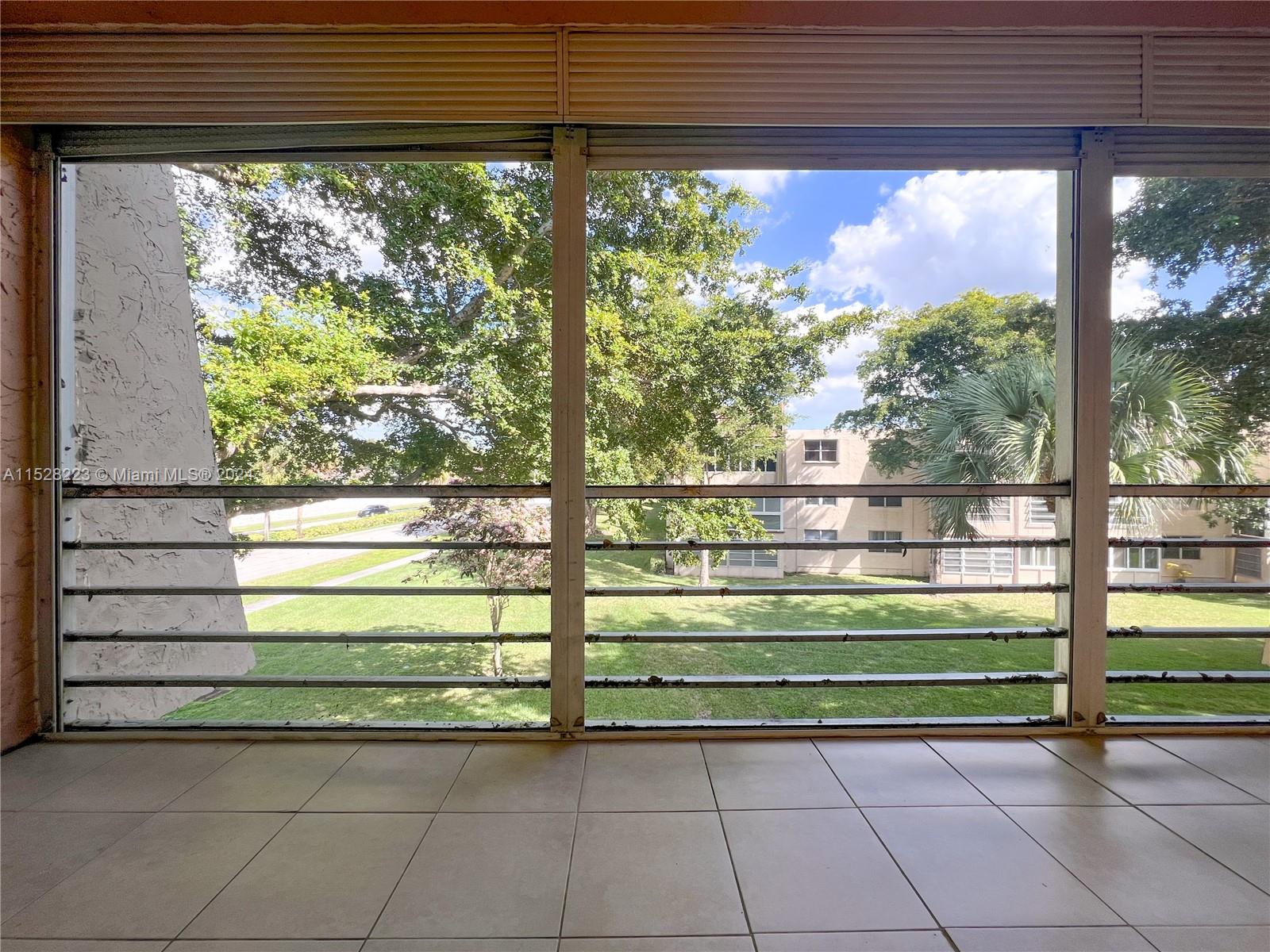 9301 Lime Bay Blvd 312, Tamarac, Florida 33321, 2 Bedrooms Bedrooms, ,2 BathroomsBathrooms,Residential,For Sale,9301 Lime Bay Blvd 312,A11528223