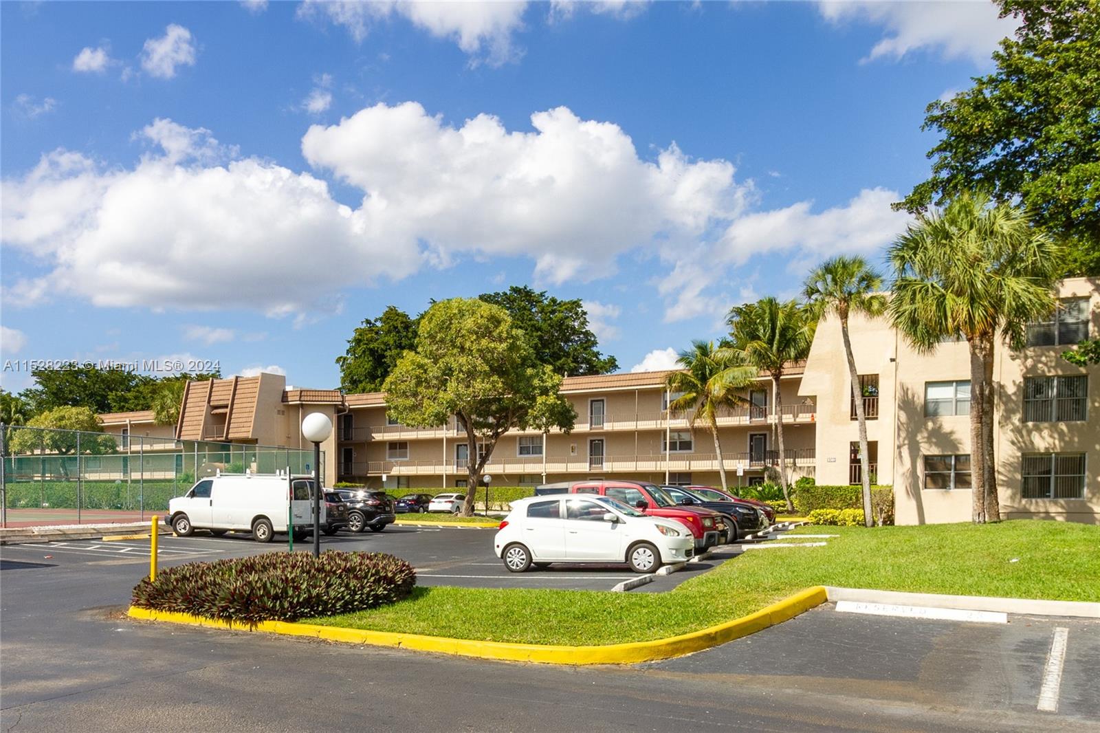 9301 Lime Bay Blvd 312, Tamarac, Florida 33321, 2 Bedrooms Bedrooms, ,2 BathroomsBathrooms,Residential,For Sale,9301 Lime Bay Blvd 312,A11528223