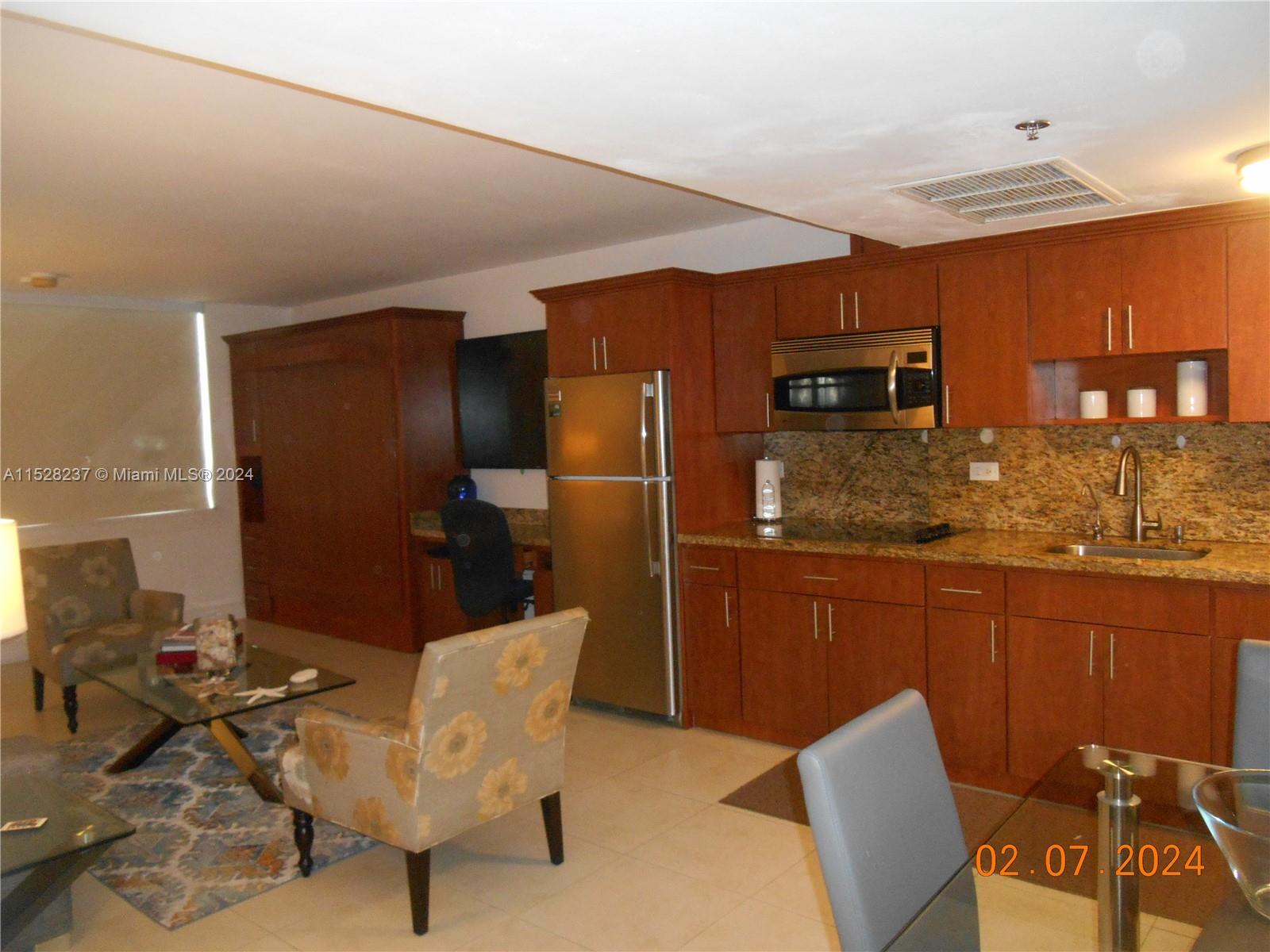 Sunny Isles Beach, FL, 33160 United States, 1 Bedroom Bedrooms, ,1 BathroomBathrooms,Residential,For Sale,A11528237