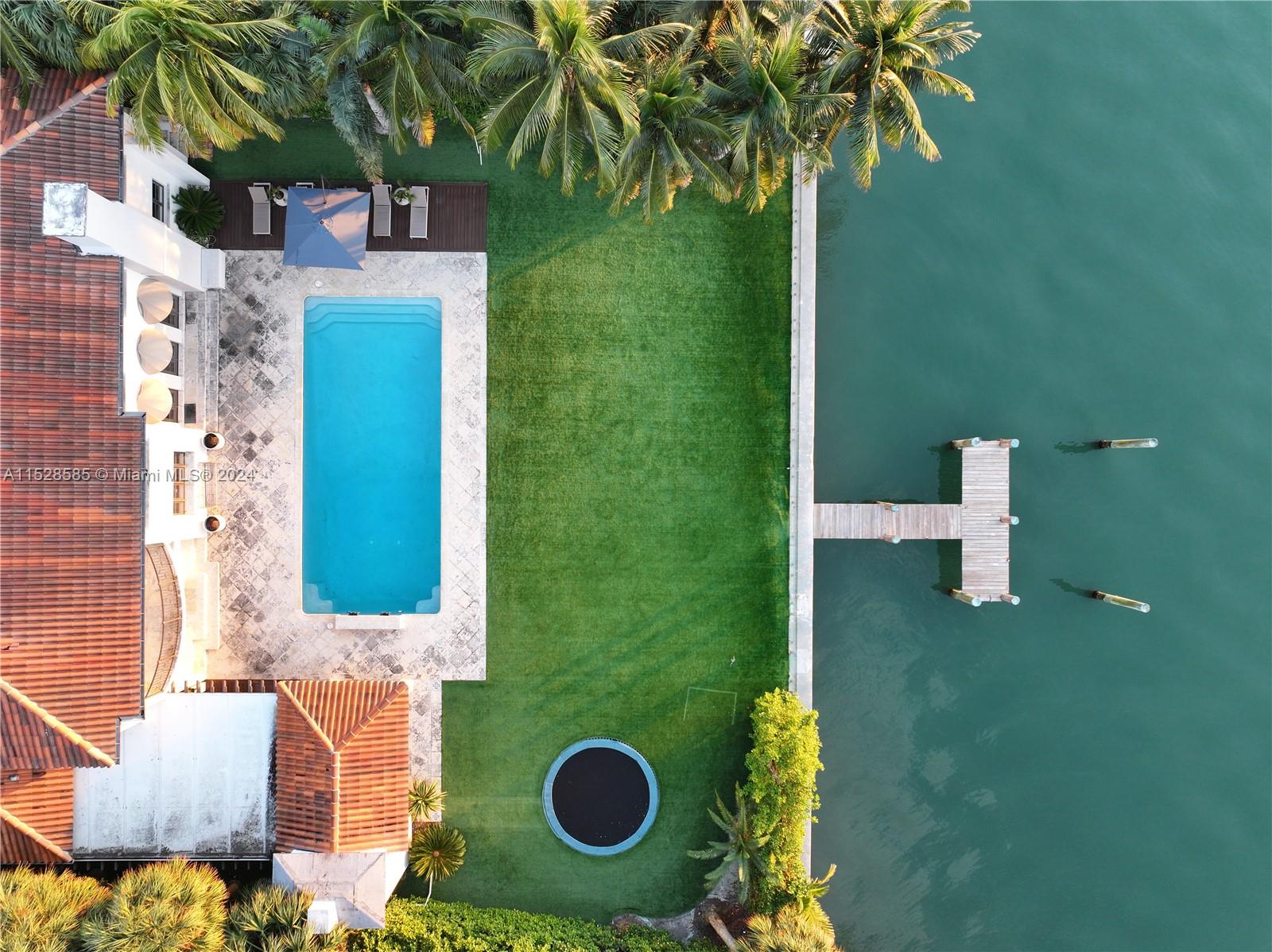 586 Sabal Palm Rd, Miami, FL, 33137 United States, 7 Bedrooms Bedrooms, ,5 BathroomsBathrooms,Residential,For Sale,Sabal Palm Rd,A11528585