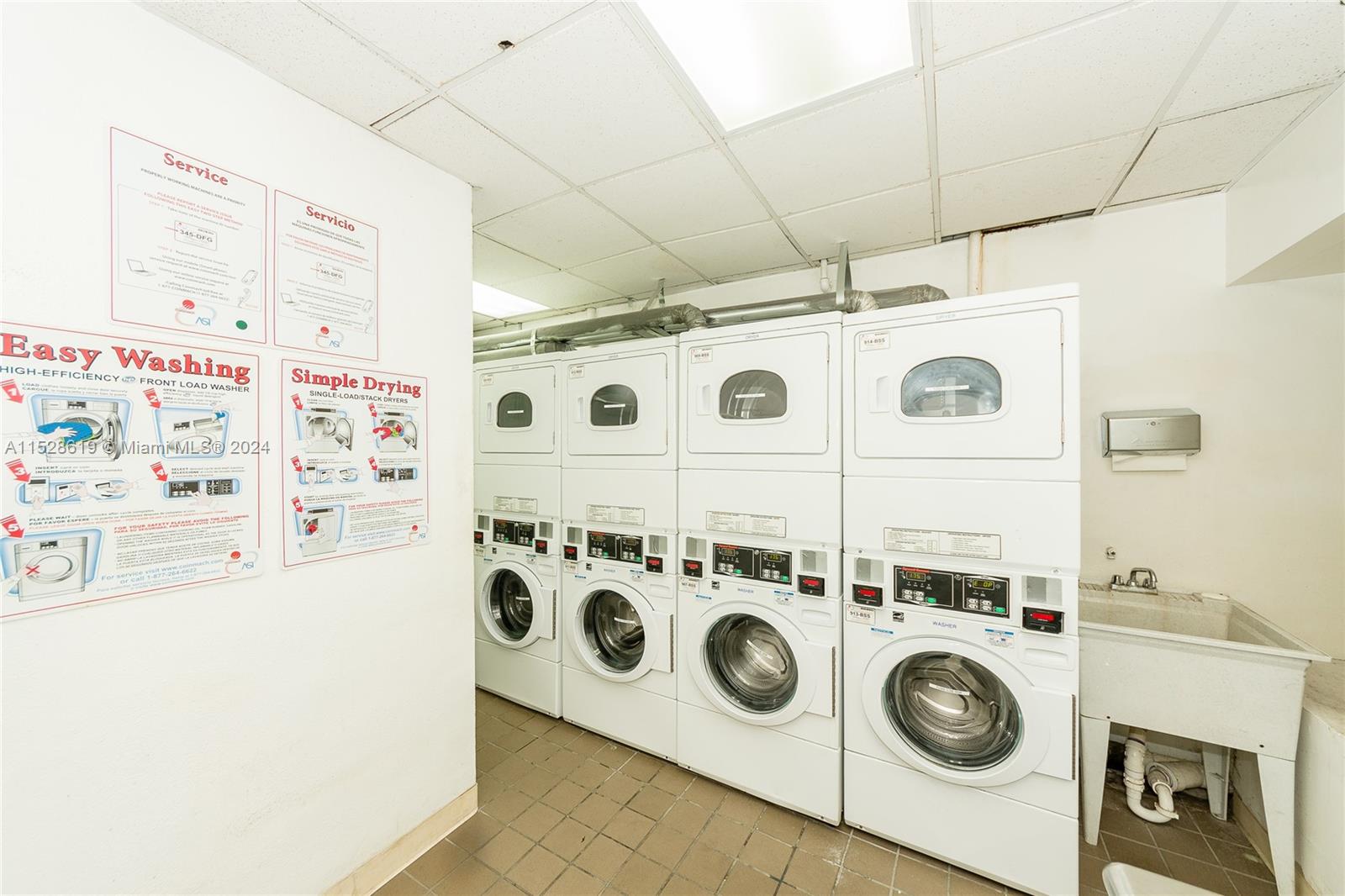 255 W 24th St 405, Miami Beach, Florida 33140, ,1 BathroomBathrooms,Residential,For Sale,255 W 24th St 405,A11528619