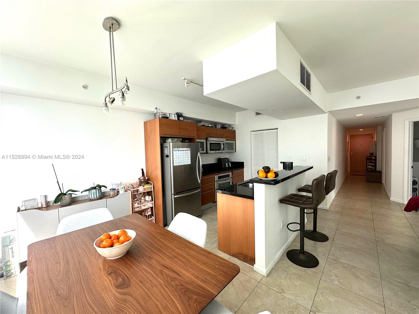 253 NE 2nd St 1108, Miami, Florida 33132, 2 Bedrooms Bedrooms, ,2 BathroomsBathrooms,Residential,For Sale,253 NE 2nd St 1108,A11528994