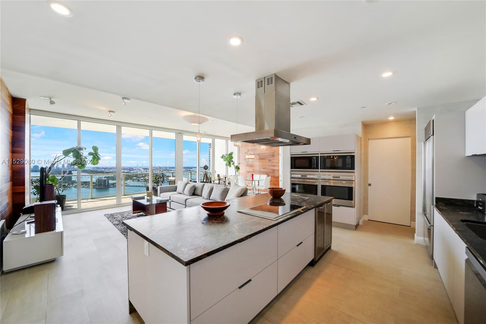 2020 N Bayshore Dr 3405-3406, Miami, Florida 33137, 4 Bedrooms Bedrooms, ,4 BathroomsBathrooms,Residentiallease,For Rent,2020 N Bayshore Dr 3405-3406,A11529080