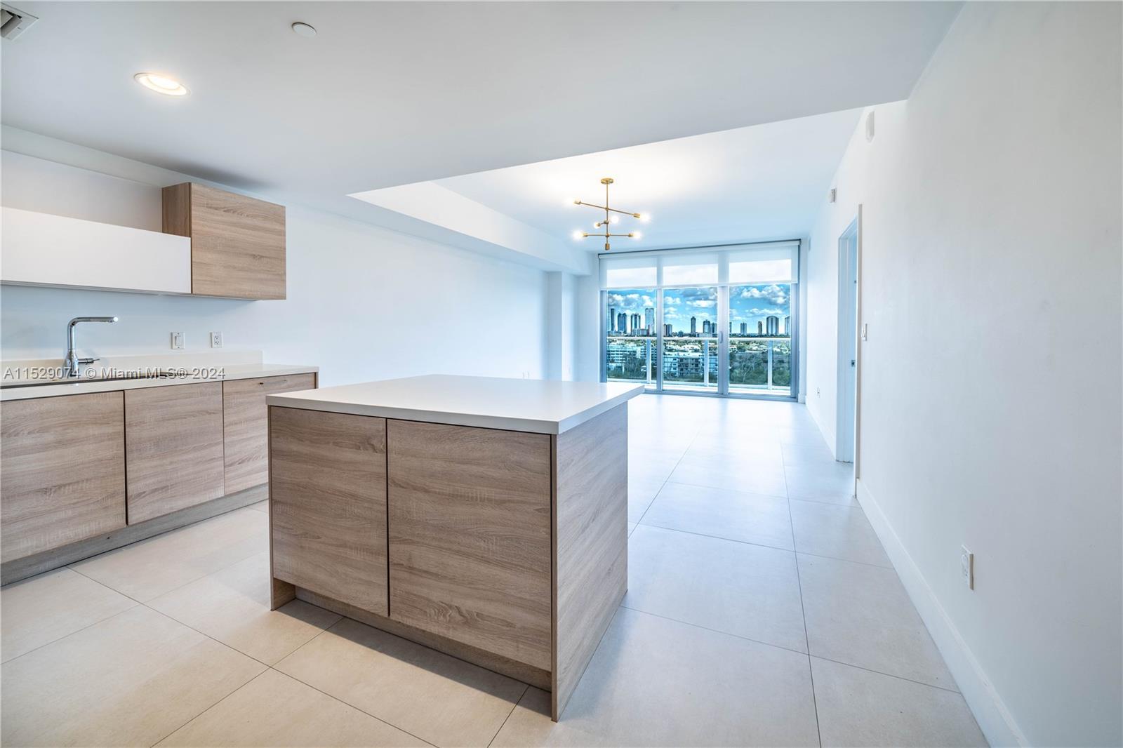 16385  Biscayne Blvd #1120 For Sale A11529074, FL