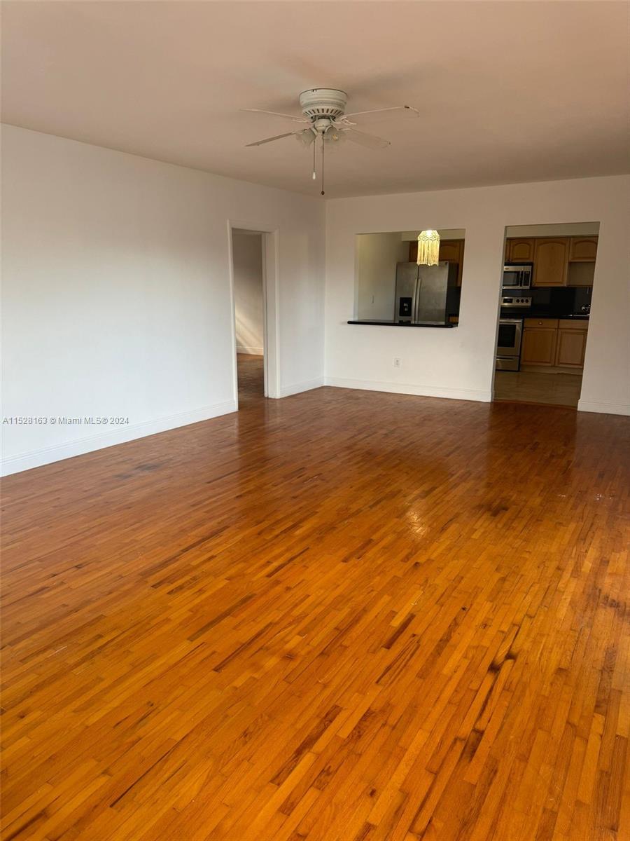 1316 NE 105th St 104, Miami Shores, Florida 33138, 2 Bedrooms Bedrooms, ,2 BathroomsBathrooms,Residentiallease,For Rent,1316 NE 105th St 104,A11528163