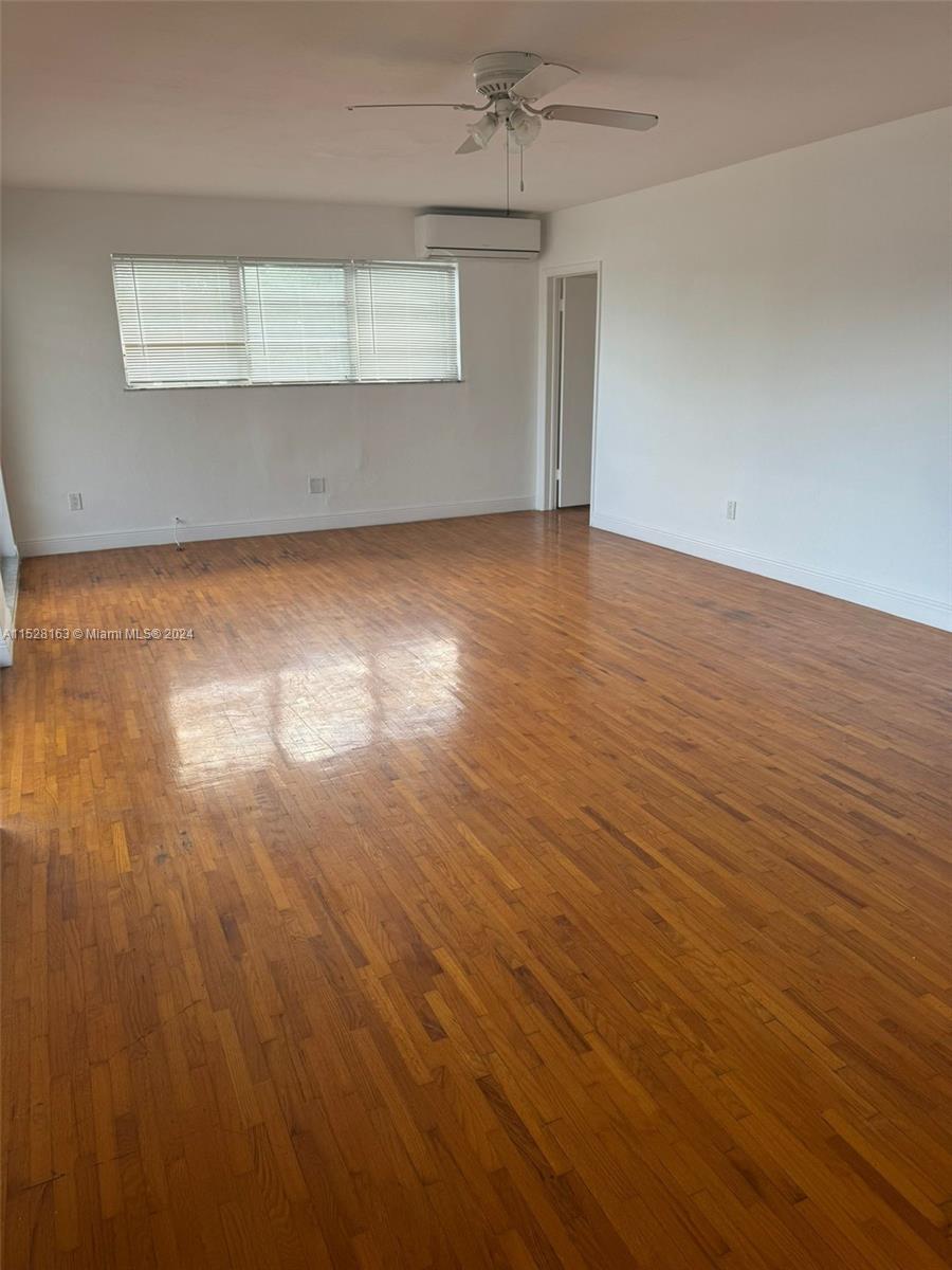 1316 NE 105th St 104, Miami Shores, Florida 33138, 2 Bedrooms Bedrooms, ,2 BathroomsBathrooms,Residentiallease,For Rent,1316 NE 105th St 104,A11528163