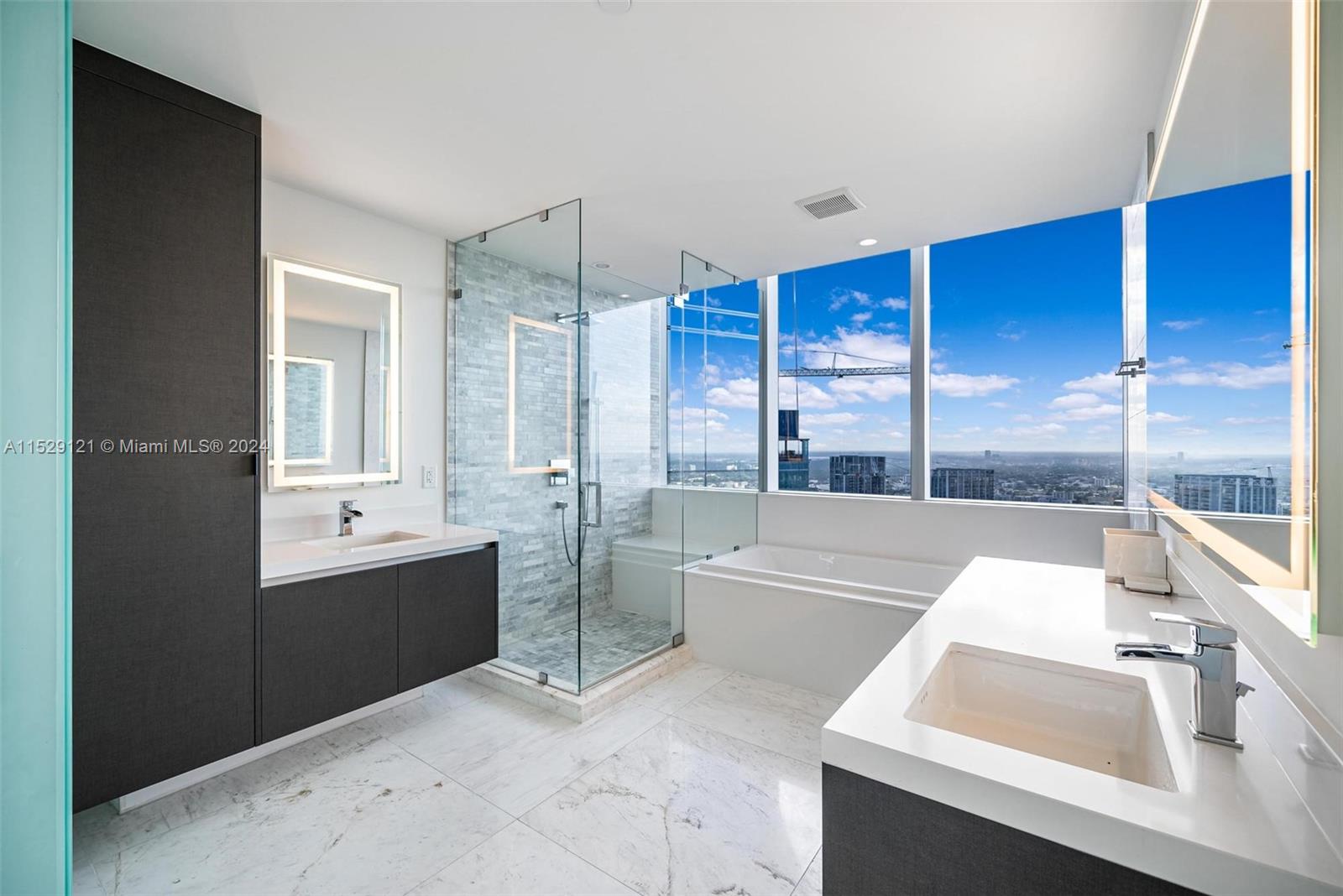 851 NE 1st Ave 4802, Miami, Florida 33132, 3 Bedrooms Bedrooms, ,4 BathroomsBathrooms,Residential,For Sale,851 NE 1st Ave 4802,A11529121