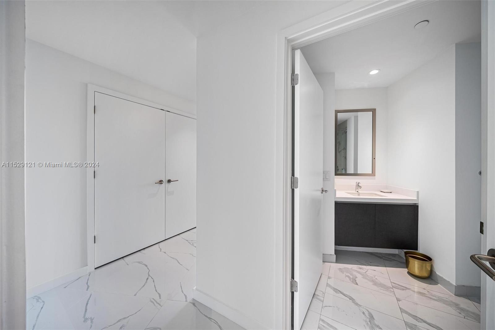 851 NE 1st Ave 4802, Miami, Florida 33132, 3 Bedrooms Bedrooms, ,4 BathroomsBathrooms,Residential,For Sale,851 NE 1st Ave 4802,A11529121