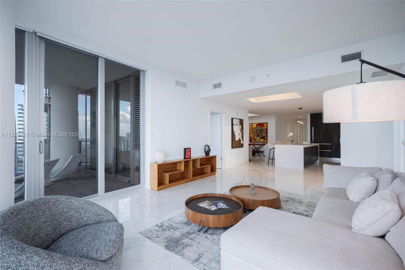 851 NE 1st Ave 4802, Miami, Florida 33132, 3 Bedrooms Bedrooms, ,4 BathroomsBathrooms,Residential,For Sale,851 NE 1st Ave 4802,A11529121