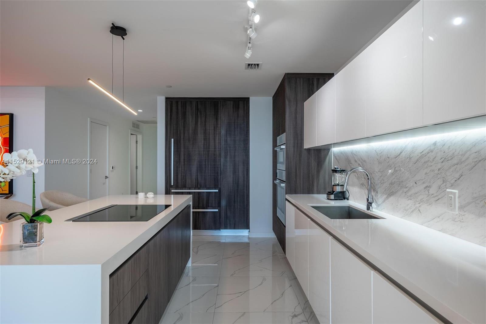 851 NE 1st Ave 4802, Miami, Florida 33132, 3 Bedrooms Bedrooms, ,4 BathroomsBathrooms,Residential,For Sale,851 NE 1st Ave 4802,A11529121