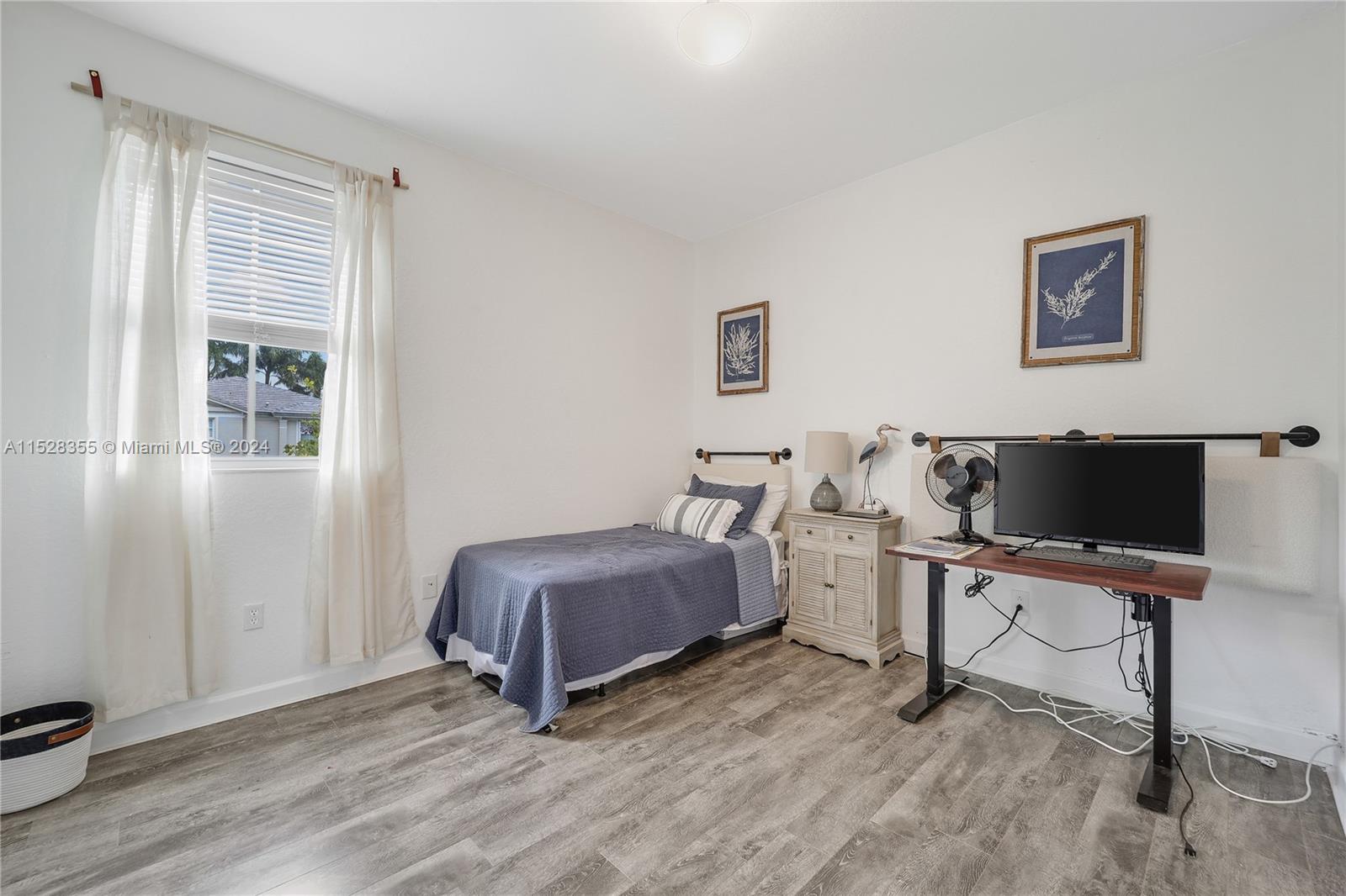 2944 NE 2nd Dr, Homestead, Florida 33033, 3 Bedrooms Bedrooms, ,2 BathroomsBathrooms,Residentiallease,For Rent,2944 NE 2nd Dr,A11528355