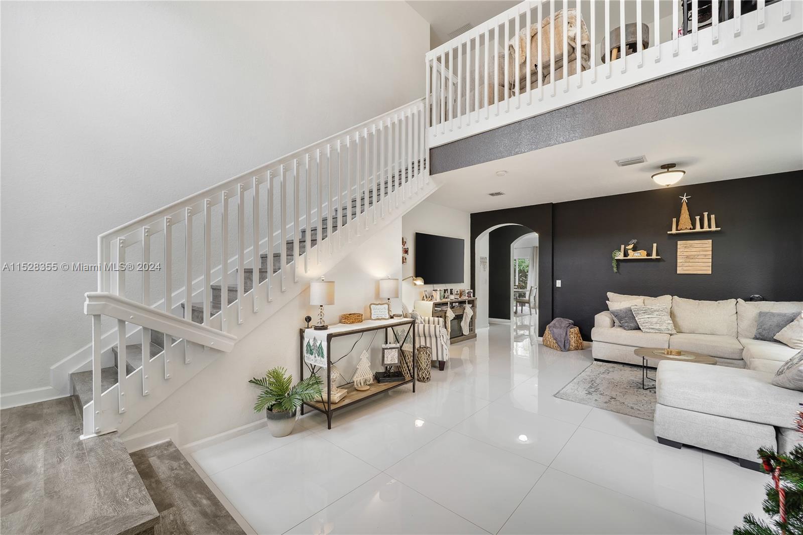 2944 NE 2nd Dr, Homestead, Florida 33033, 3 Bedrooms Bedrooms, ,2 BathroomsBathrooms,Residentiallease,For Rent,2944 NE 2nd Dr,A11528355