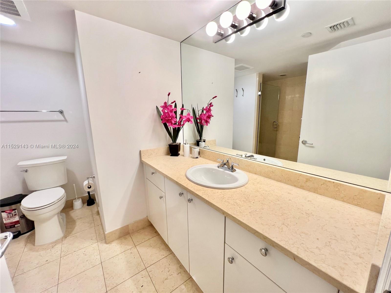 19900 E Country Club Dr 318, Aventura, Florida 33180, 2 Bedrooms Bedrooms, ,2 BathroomsBathrooms,Residentiallease,For Rent,19900 E Country Club Dr 318,A11529143