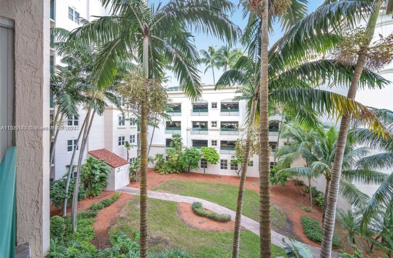 19900 E Country Club Dr 318, Aventura, Florida 33180, 2 Bedrooms Bedrooms, ,2 BathroomsBathrooms,Residentiallease,For Rent,19900 E Country Club Dr 318,A11529143