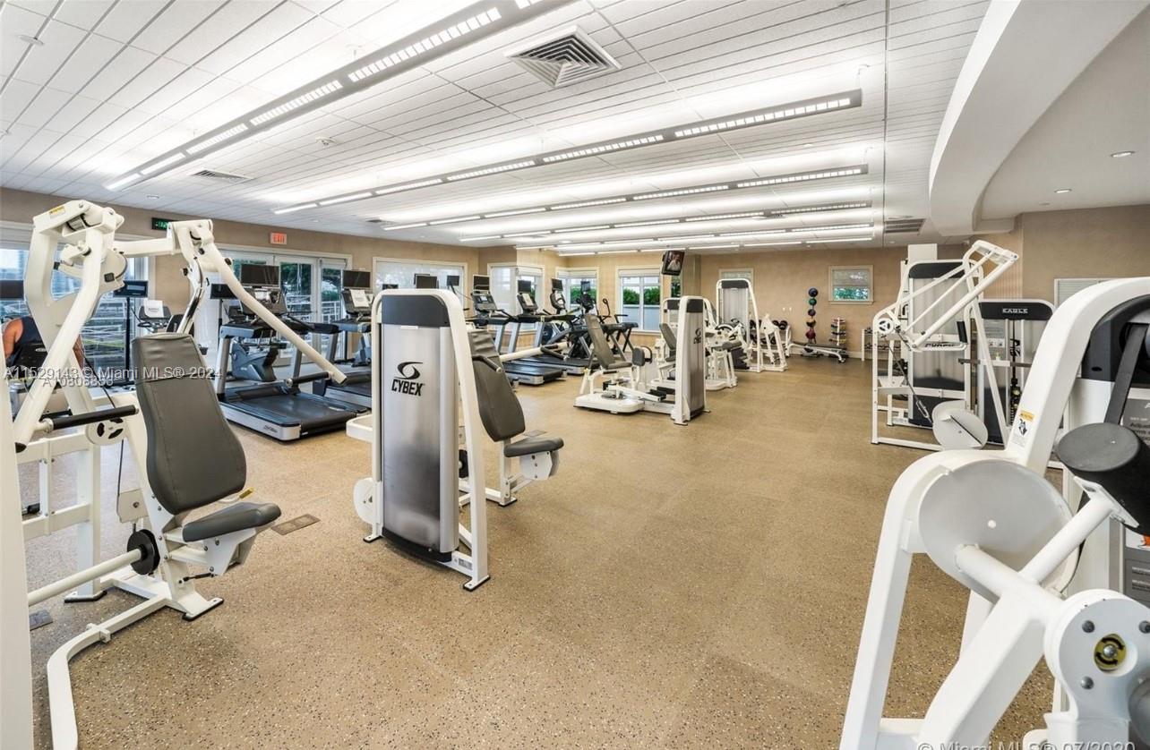 19900 E Country Club Dr 318, Aventura, Florida 33180, 2 Bedrooms Bedrooms, ,2 BathroomsBathrooms,Residentiallease,For Rent,19900 E Country Club Dr 318,A11529143