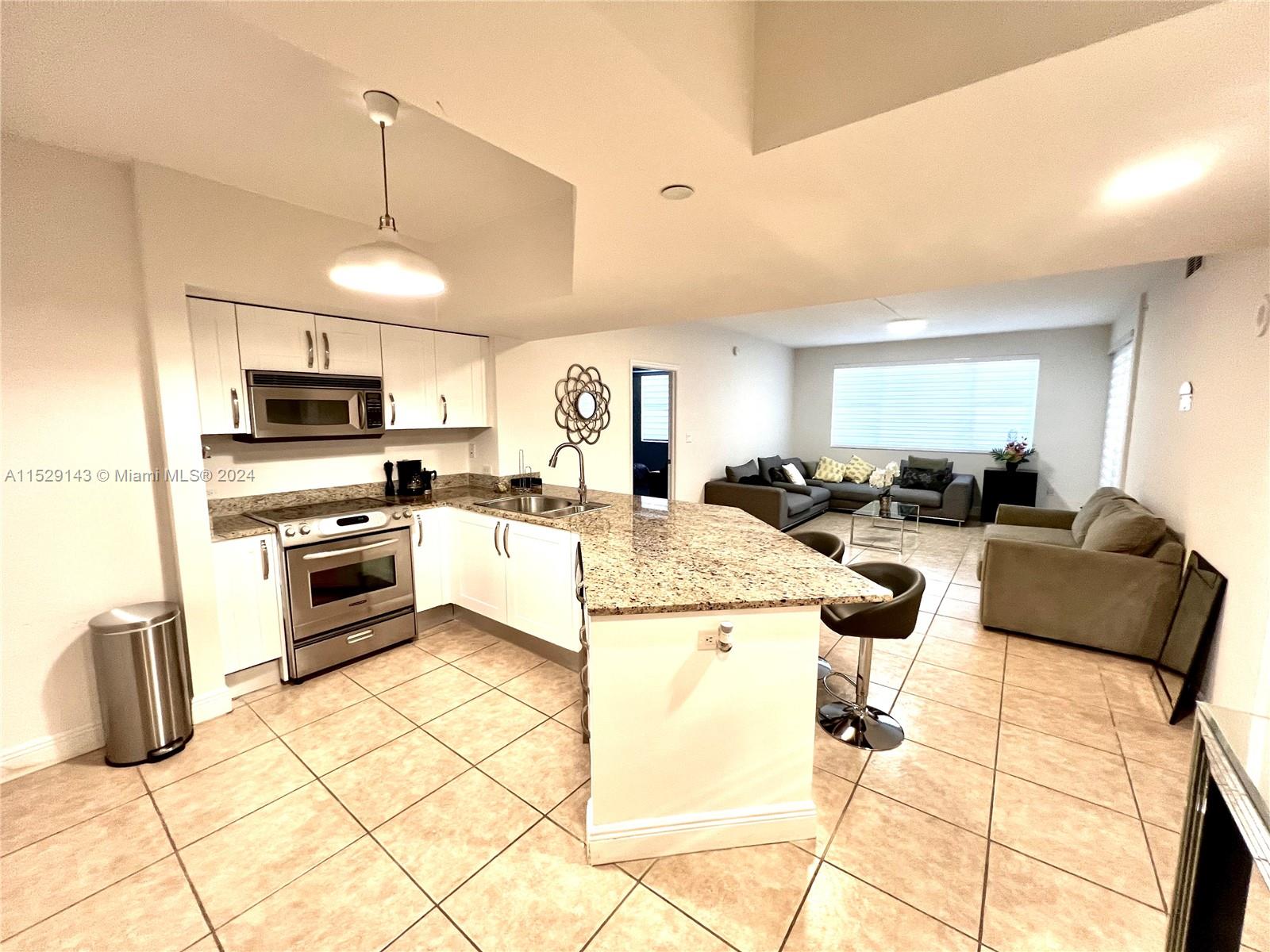 19900 E Country Club Dr 318, Aventura, Florida 33180, 2 Bedrooms Bedrooms, ,2 BathroomsBathrooms,Residentiallease,For Rent,19900 E Country Club Dr 318,A11529143