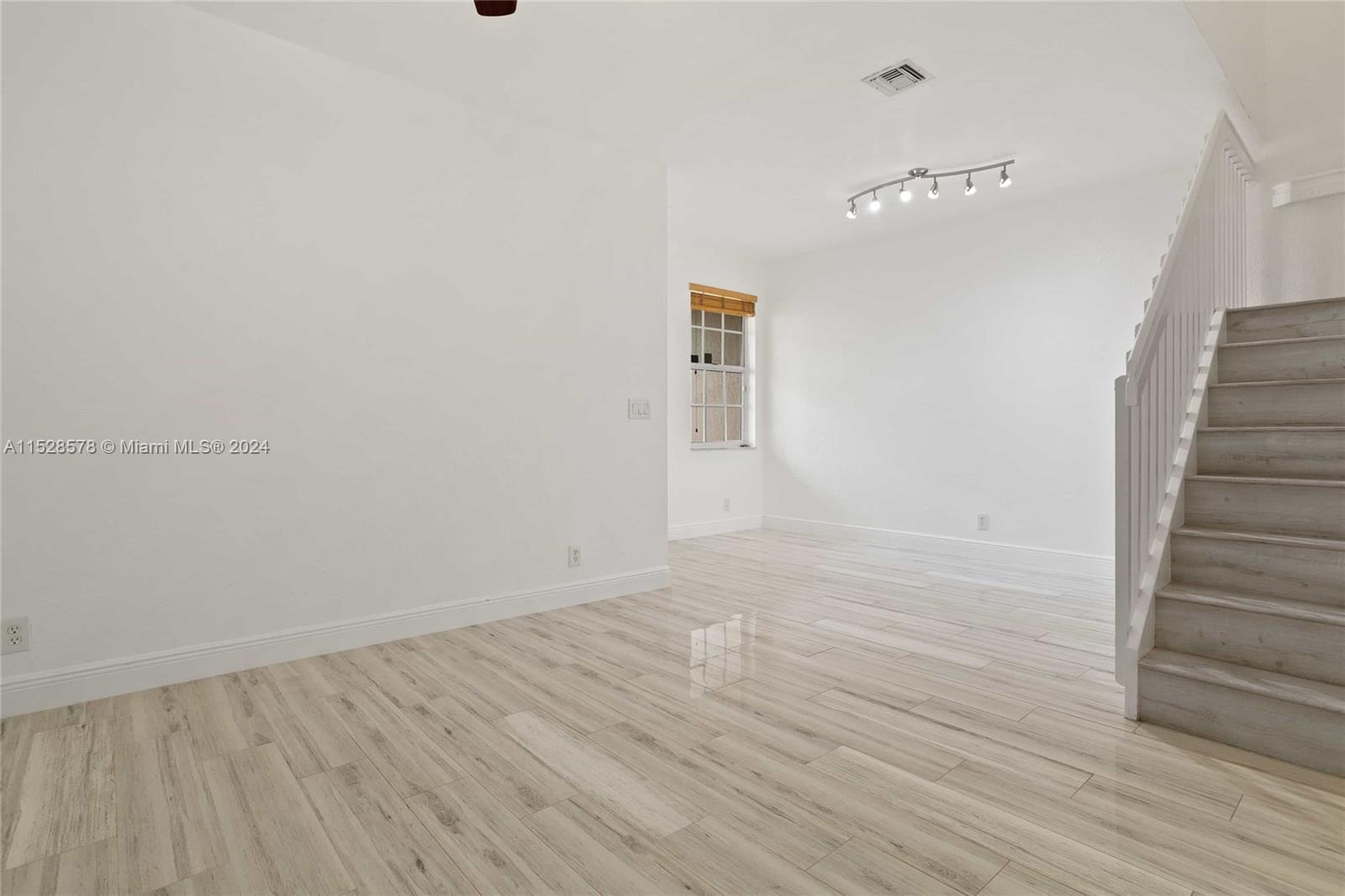 11721 NW 47th Dr 11721, Coral Springs, Florida 33076, 3 Bedrooms Bedrooms, ,2 BathroomsBathrooms,Residential,For Sale,11721 NW 47th Dr 11721,A11528578