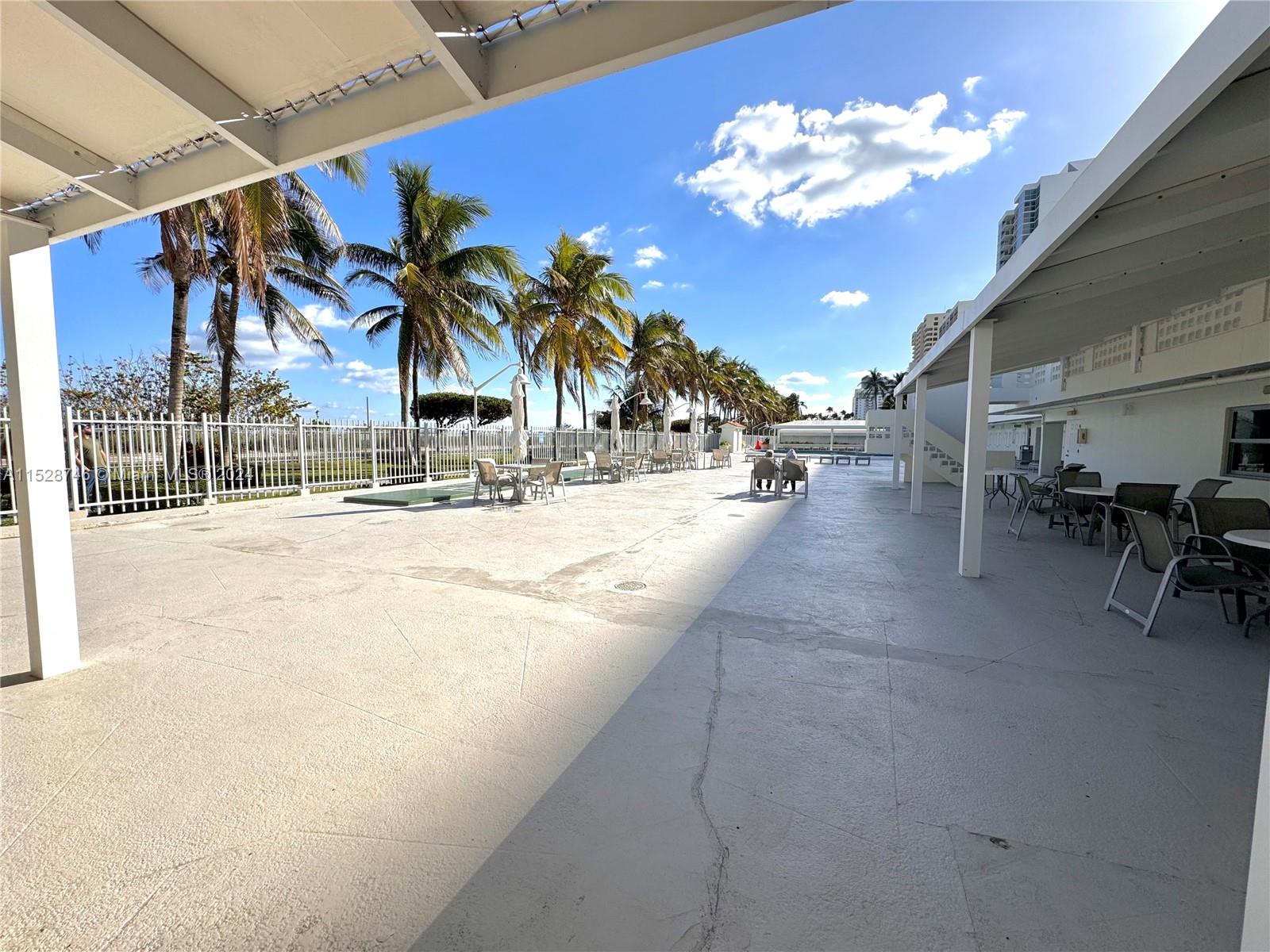 2899 Collins Ave 6, Miami Beach, Florida 33140, ,Residential,For Sale,2899 Collins Ave 6,A11528746