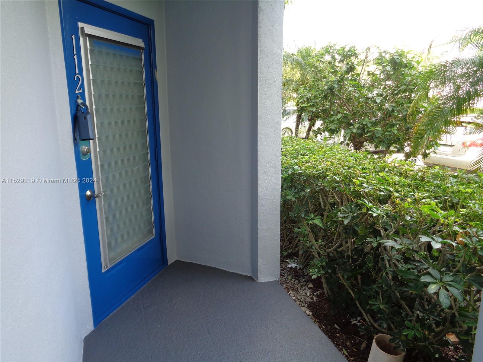 900 125th Way, Pembroke Pines, FL, 33027 United States, 2 Bedrooms Bedrooms, ,2 BathroomsBathrooms,Residential,For Sale,125th Way,A11529219