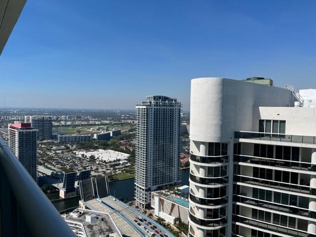 1830 S Ocean Dr 4609, Hallandale Beach, Florida 33009, 1 Bedroom Bedrooms, ,1 BathroomBathrooms,Residentiallease,For Rent,1830 S Ocean Dr 4609,A11529263