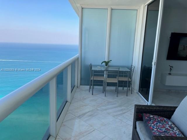 1830 S Ocean Dr 4609, Hallandale Beach, Florida 33009, 1 Bedroom Bedrooms, ,1 BathroomBathrooms,Residentiallease,For Rent,1830 S Ocean Dr 4609,A11529263