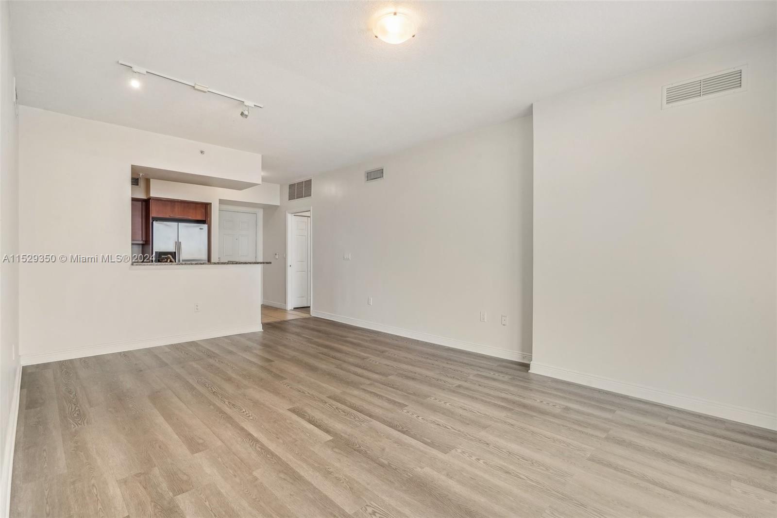 888 S Douglas Rd 1402, Coral Gables, Florida 33134, 2 Bedrooms Bedrooms, ,2 BathroomsBathrooms,Residential,For Sale,888 S Douglas Rd 1402,A11529350