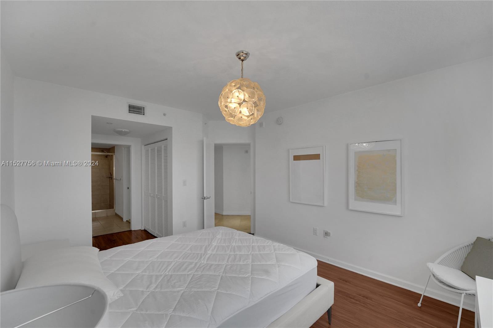 19501 W Country Club Dr 1909, Aventura, Florida 33180, 2 Bedrooms Bedrooms, ,2 BathroomsBathrooms,Residential,For Sale,19501 W Country Club Dr 1909,A11527756