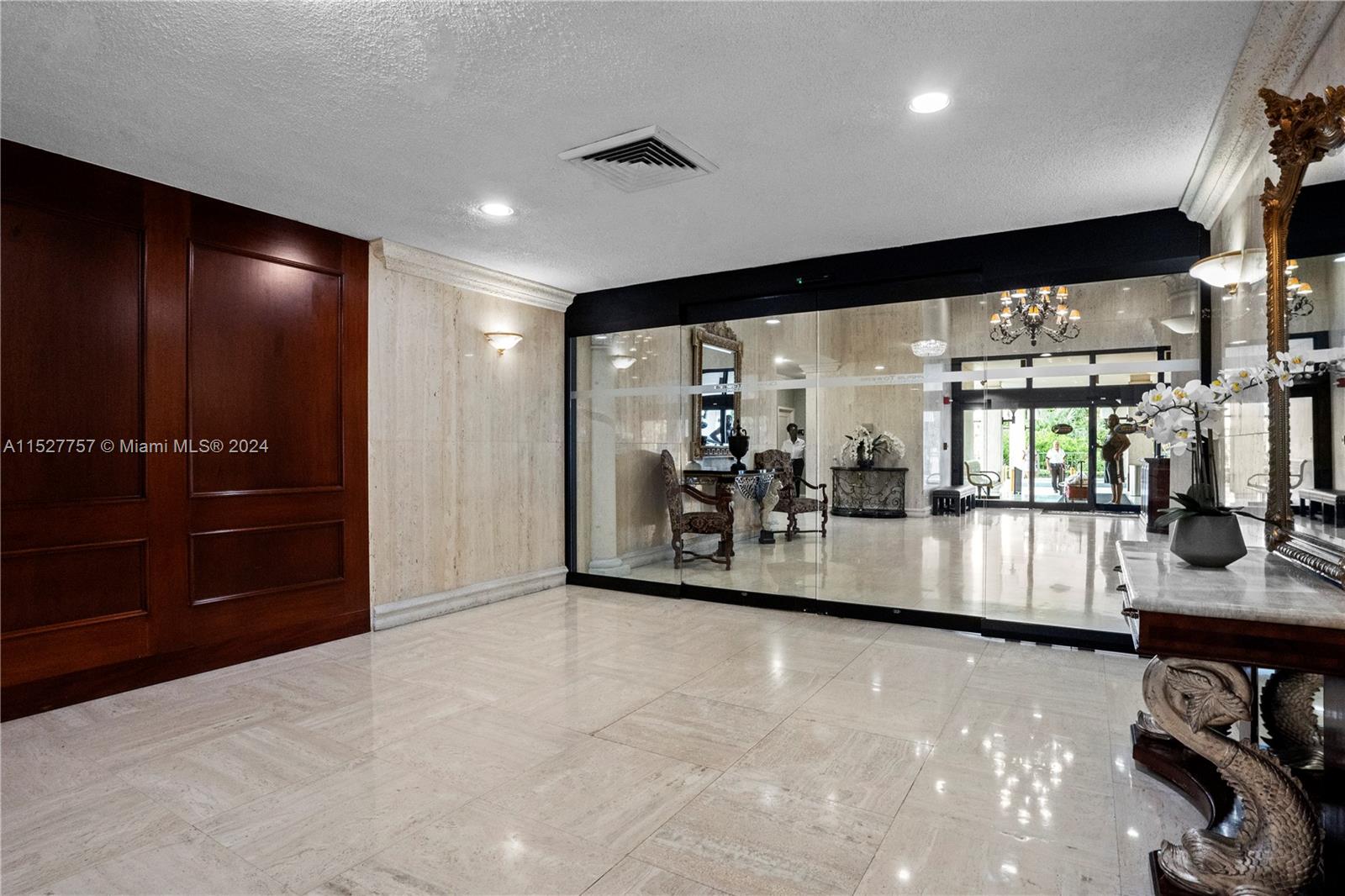 600 Three Islands Blvd 214, Hallandale Beach, Florida 33009, 1 Bedroom Bedrooms, ,1 BathroomBathrooms,Residential,For Sale,600 Three Islands Blvd 214,A11527757