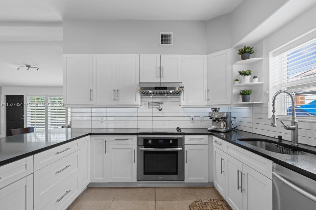 2678 Marathon Ln, Fort Lauderdale, FL, 33312 United States, 2 Bedrooms Bedrooms, ,2 BathroomsBathrooms,Residential,For Sale,Marathon Ln,A11527854