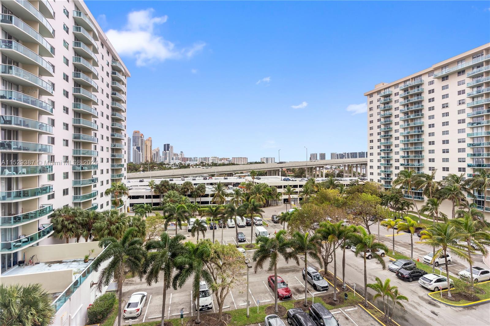 19380 Collins Ave, Sunny Isles Beach, FL, 33160 United States, 1 Bedroom Bedrooms, ,1 BathroomBathrooms,Residential,For Sale,Collins Ave,A11529387