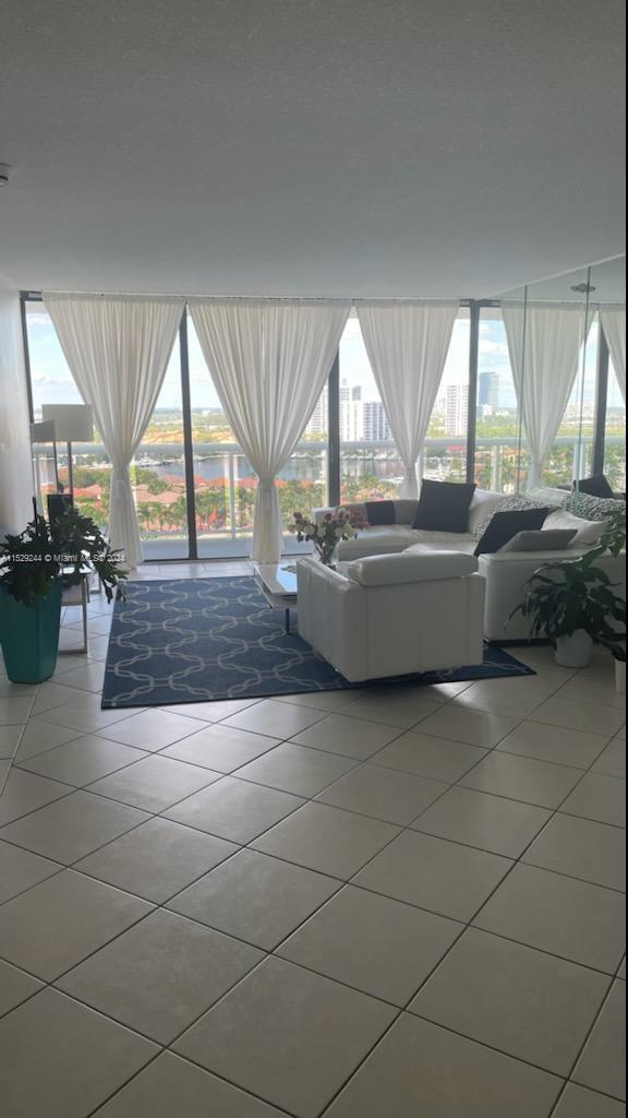 20505 E Country Club Dr 1639, Aventura, Florida 33180, 2 Bedrooms Bedrooms, ,2 BathroomsBathrooms,Residentiallease,For Rent,20505 E Country Club Dr 1639,A11529244