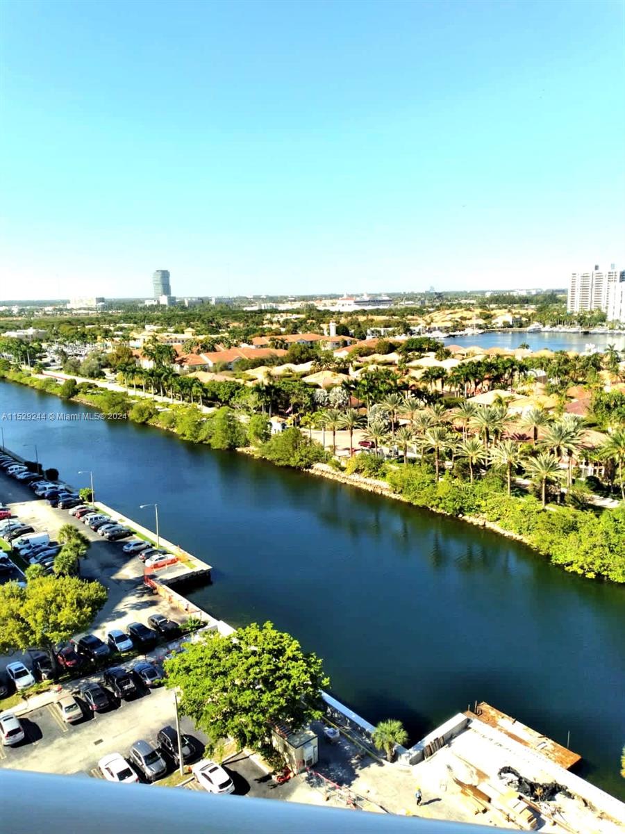 20505 E Country Club Dr 1639, Aventura, Florida 33180, 2 Bedrooms Bedrooms, ,2 BathroomsBathrooms,Residentiallease,For Rent,20505 E Country Club Dr 1639,A11529244