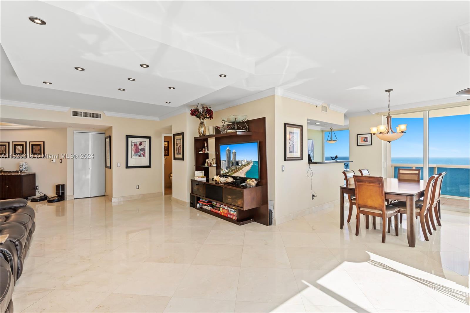 4779 Collins Ave, Miami Beach, FL, 33140 United States, 3 Bedrooms Bedrooms, ,3 BathroomsBathrooms,Residential,For Sale,Collins Ave,A11529316