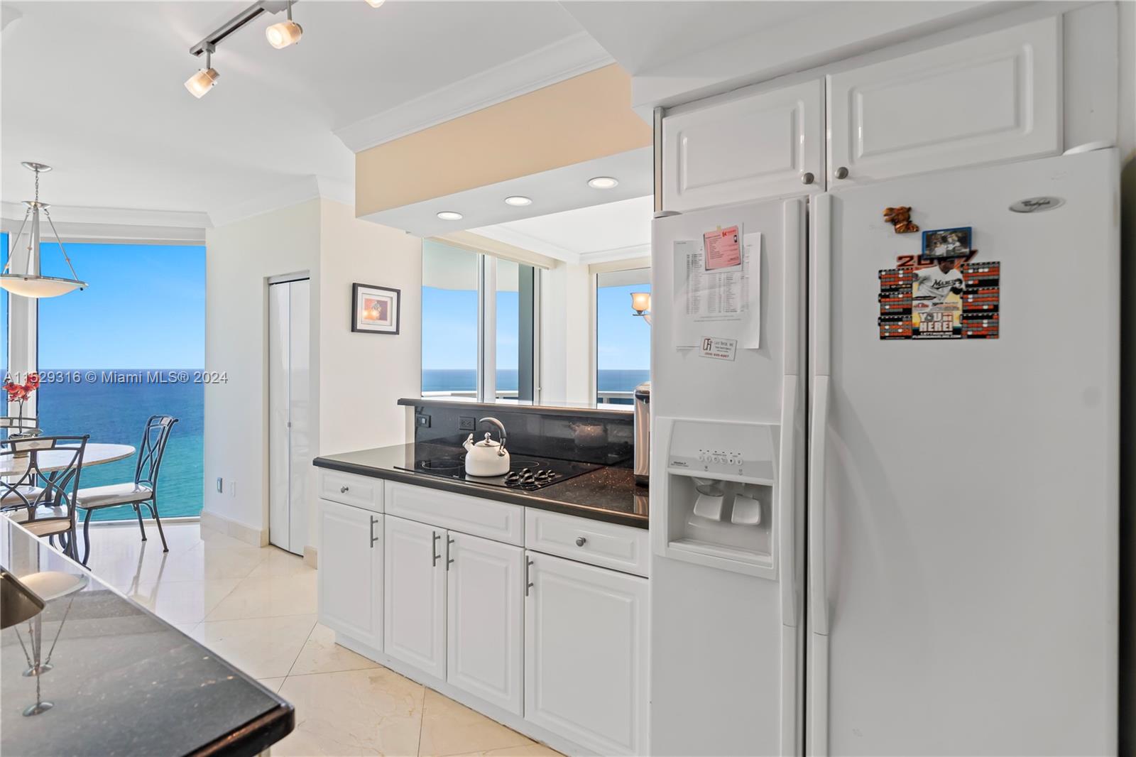 4779 Collins Ave, Miami Beach, FL, 33140 United States, 3 Bedrooms Bedrooms, ,3 BathroomsBathrooms,Residential,For Sale,Collins Ave,A11529316