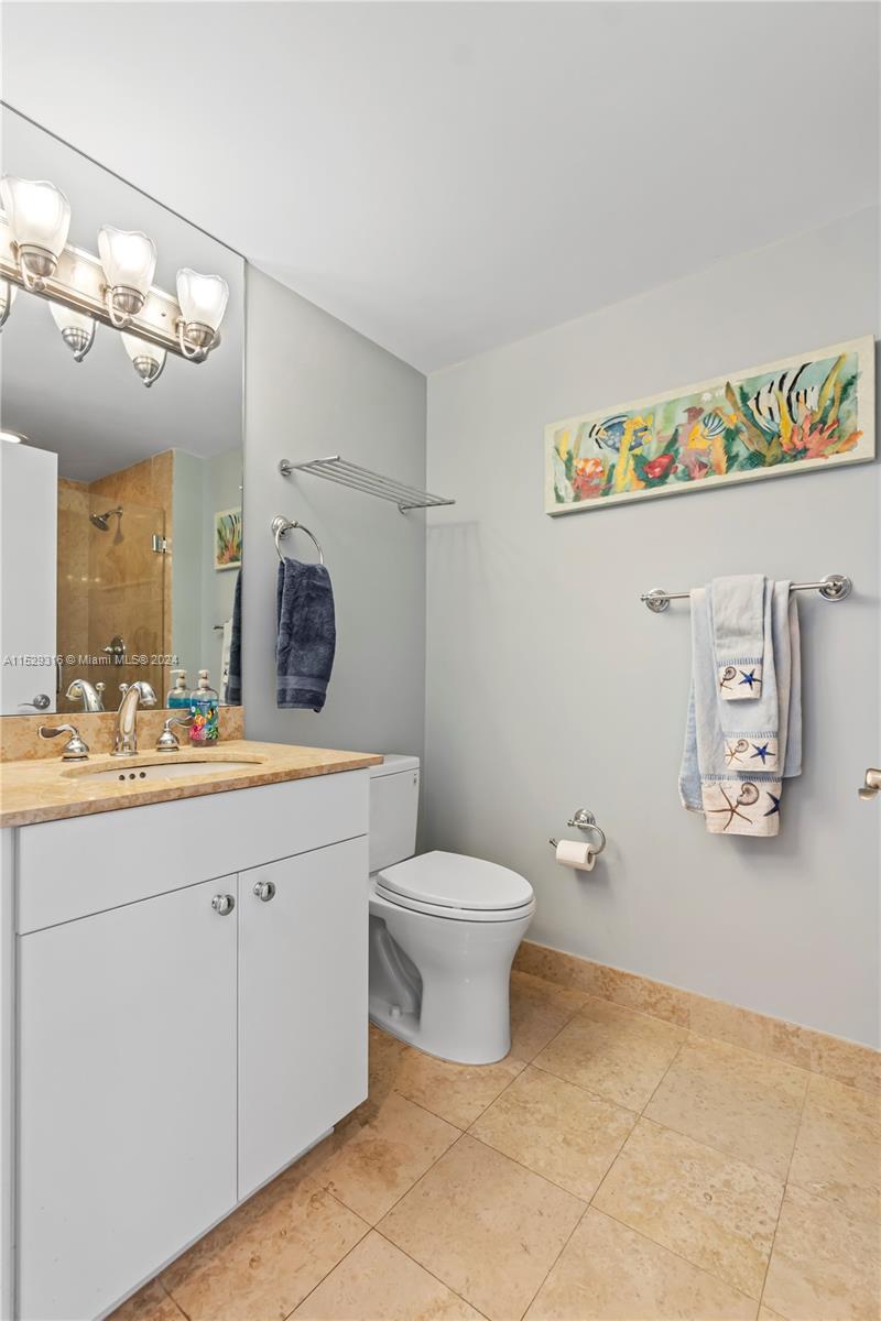 4779 Collins Ave, Miami Beach, FL, 33140 United States, 3 Bedrooms Bedrooms, ,3 BathroomsBathrooms,Residential,For Sale,Collins Ave,A11529316