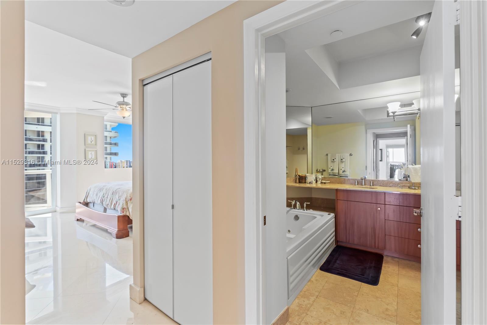 4779 Collins Ave, Miami Beach, FL, 33140 United States, 3 Bedrooms Bedrooms, ,3 BathroomsBathrooms,Residential,For Sale,Collins Ave,A11529316