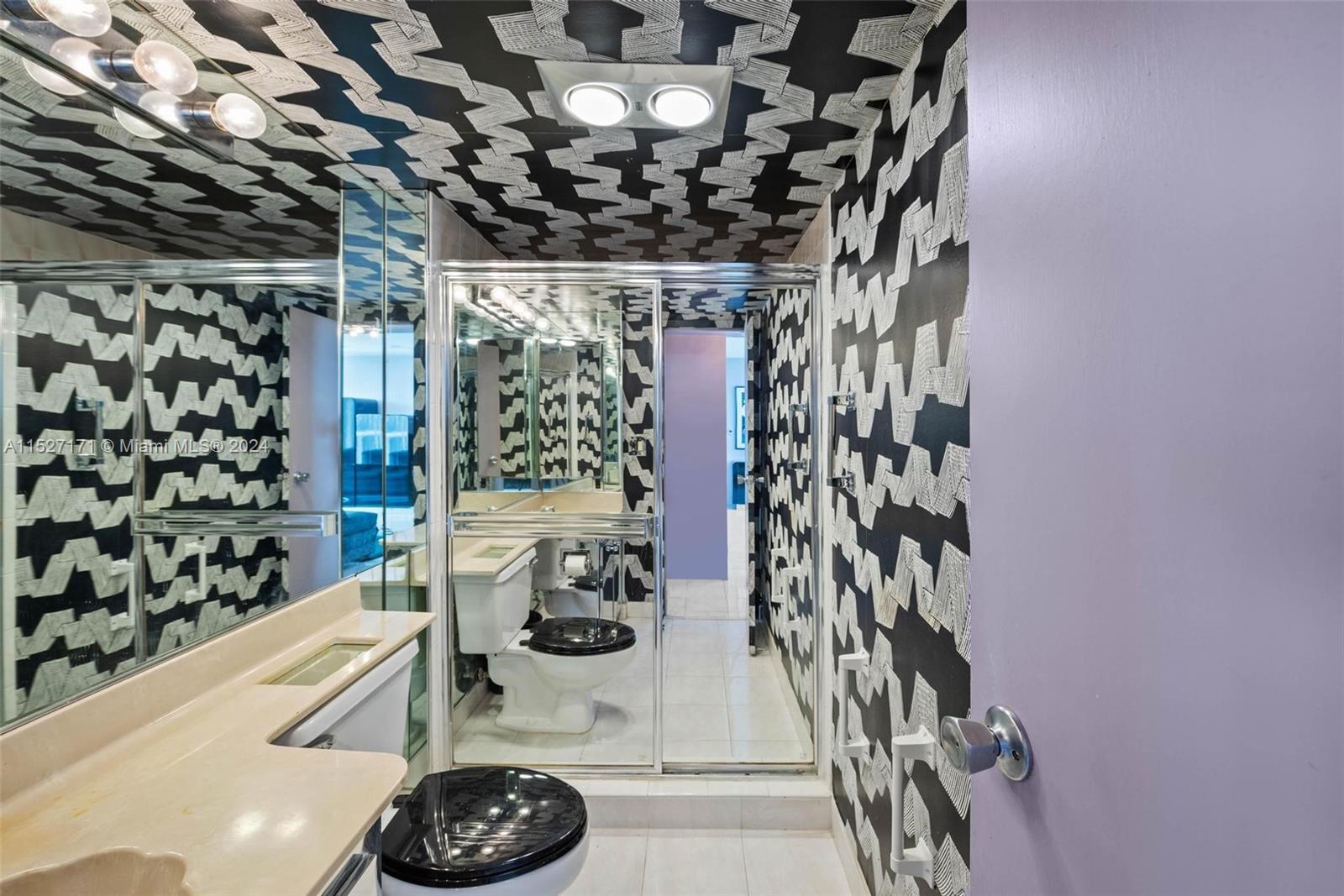 3675 N Country Club Dr 1906, Aventura, Florida 33180, 2 Bedrooms Bedrooms, ,2 BathroomsBathrooms,Residential,For Sale,3675 N Country Club Dr 1906,A11527171