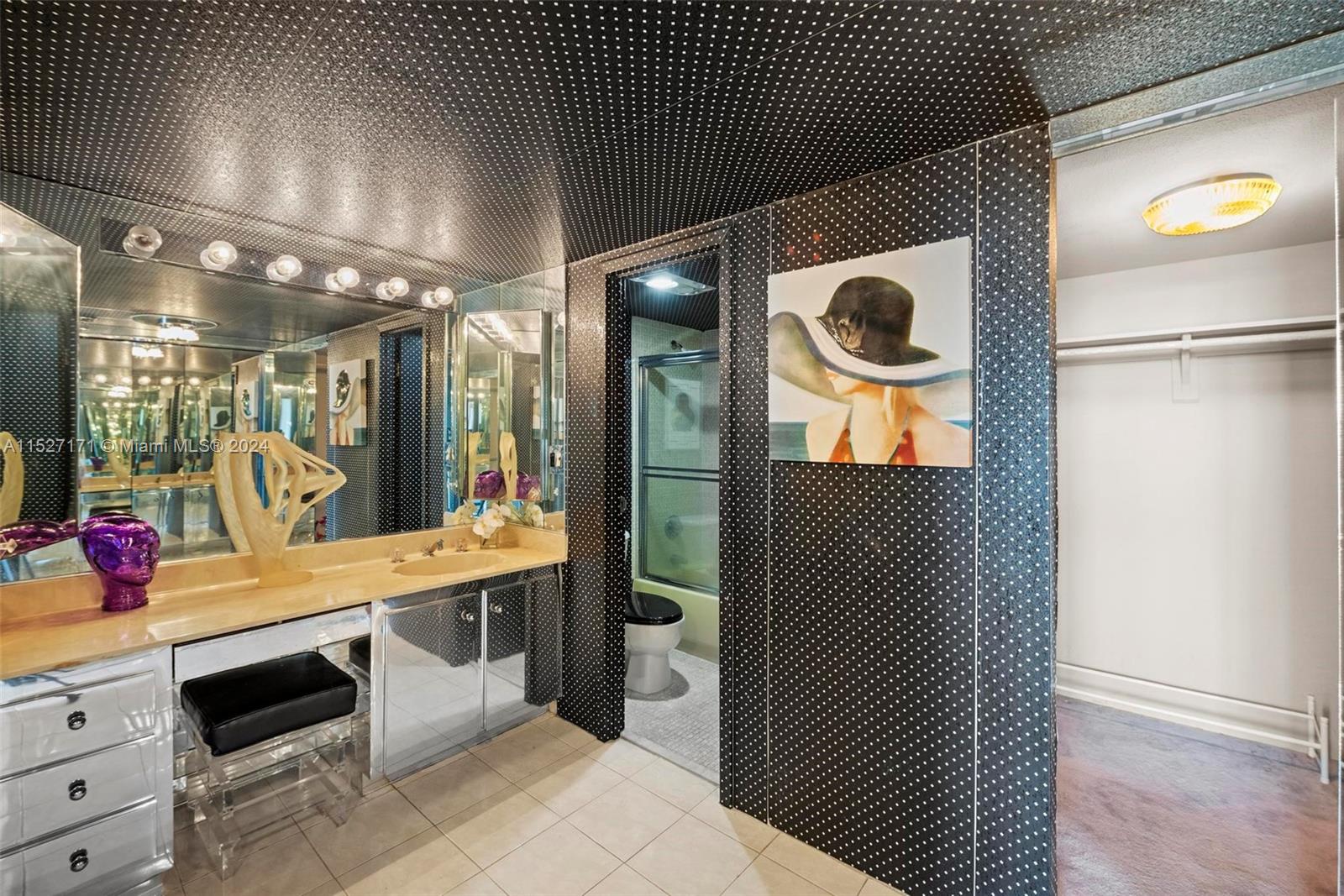 3675 N Country Club Dr 1906, Aventura, Florida 33180, 2 Bedrooms Bedrooms, ,2 BathroomsBathrooms,Residential,For Sale,3675 N Country Club Dr 1906,A11527171